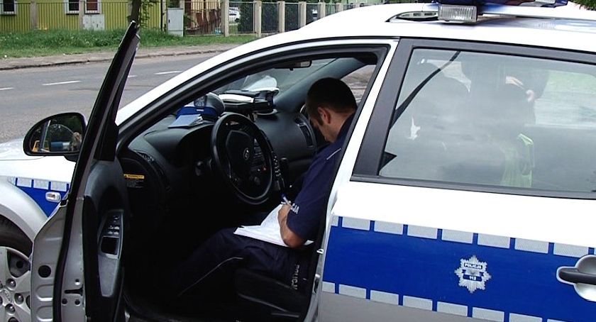 Zdjęcie: Legnica. Radiowóz policyjny 