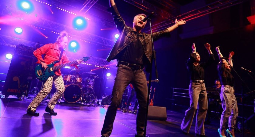 Zdjęcie: koncert Budki Suflera, Legnica 30 stycznia 2022 r. Fot. Andrzej Trzeciak 