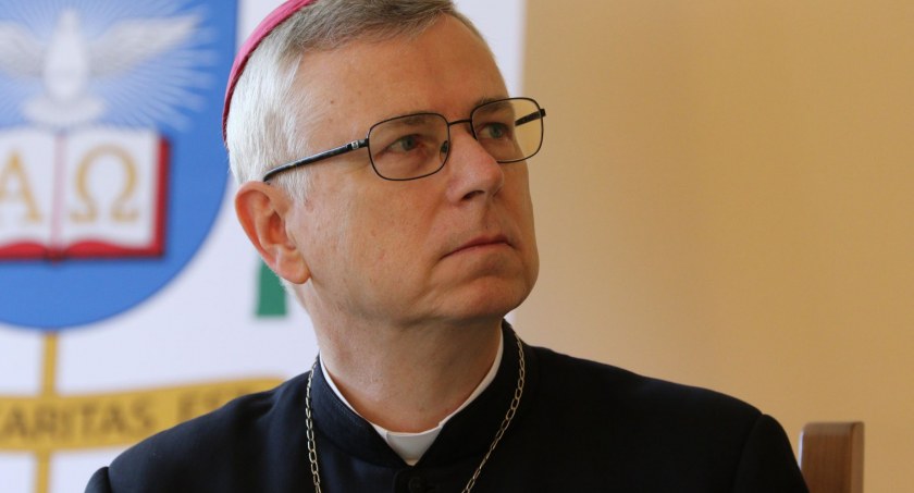 Zdjęicie: bp Andrzej Siemieniewski. Fot. Andrzej Trzeciak 