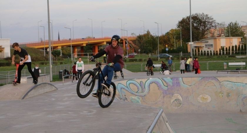 Zdjęcia: Skatepark przy ul. Cynkowej (Fot. Urząd Miasta w Legnicy)