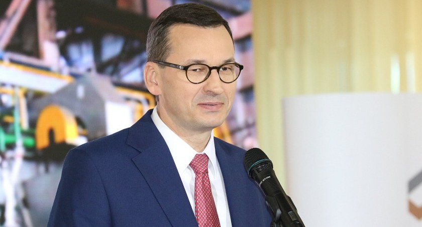 Zdjęcie: Premier Mateusz Morawiecki - na poważnie, bez śmieszków (fot. Andrzej Trzeciak)