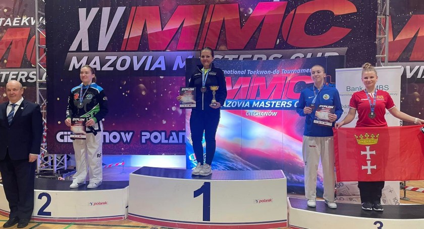 Zdjęcie: Wioletta Hanisch na najwyższym podium w Ciechanowie (fot LKT)