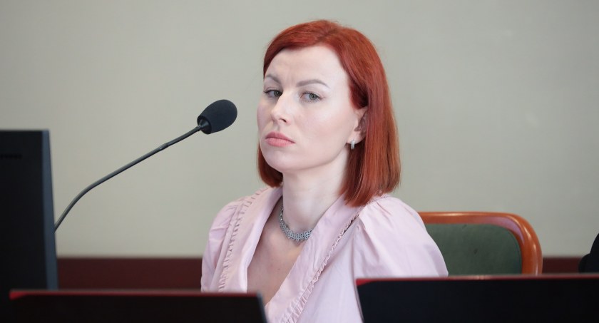 Zdjęcie: Marta Wisłocka, przewodnicząca Rady Miejskiej Legnicy. Fot. Andrzej Trzeciak