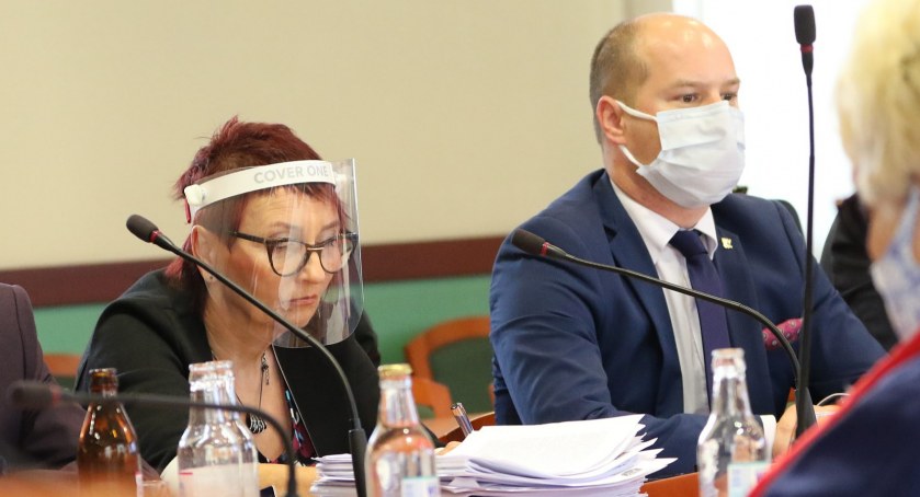 Zdjęcie: Radni Grażyna Pichla i Piotr Żabicki - reprezentanci 