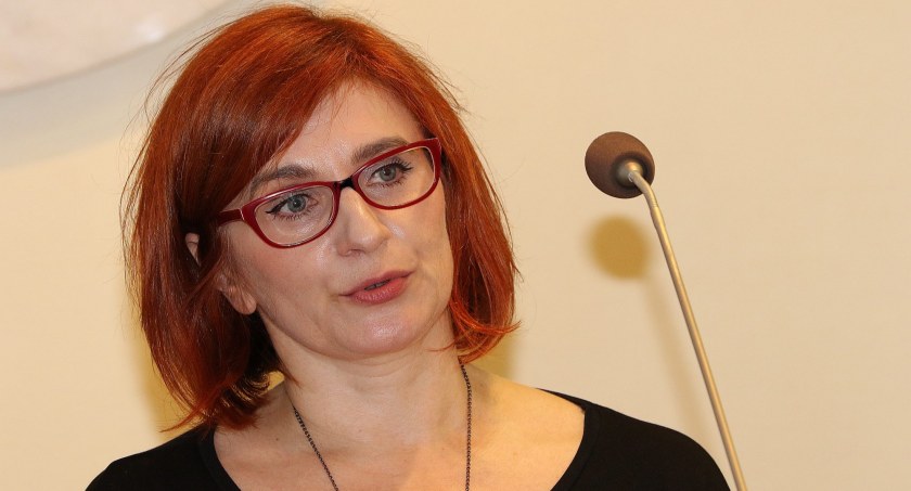 Zdjęcie: Aneta Mazur, przewodnicząca Komisji Miedzyzakładowej NSZZ Solidarność przy Miejskim Ośrodku Pomocy Społecznej w Legnicy. Fot. Andrzej Trzeciak.