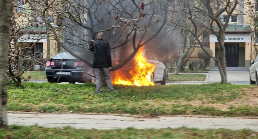 Zdjęcie: Pożar przy ul. Pruszyńskiego. Zdjęcie nadesłane przez Czytelniczkę.