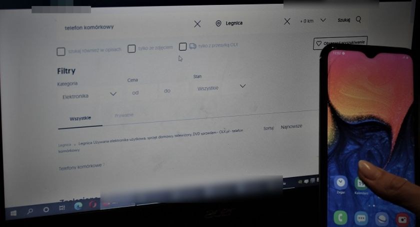 Zdjęcie: komputer i telefon Fot.: KMP