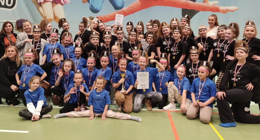 Zdjęcie: Złote Centrum Artystyczne GoldArt na Ogólnopolskim Festiwalu Tańca dla Dzieci i Młodzieży OPEN DOOR CHALLENGE w Żarach