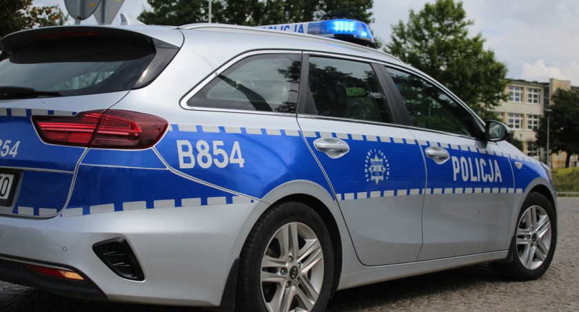Zdjęcie: radiowóz Fot.: KMP