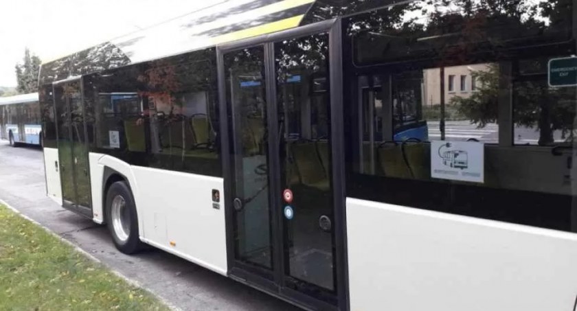 Zdjęcie: Elektryczny Solaris, model Urbino 12, testowany w Legnicy 4 lata temu. Fot. Urząd Miasta w Legnicy