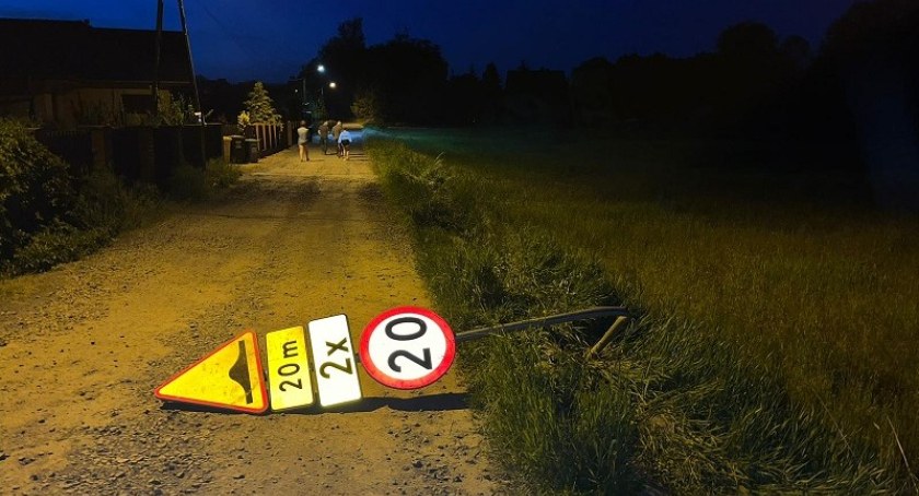 Zdjęcie: uszkodzony znak Fot.: KMP