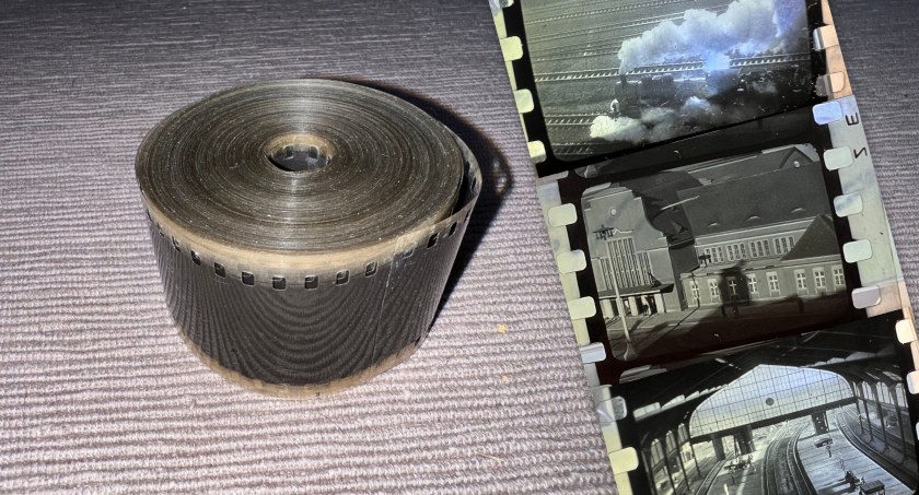 Zdjęcie: Film pokazujący legnicki dworzec kolejowy tuż po otwarciu w 1929 roku. Źródło: eBay