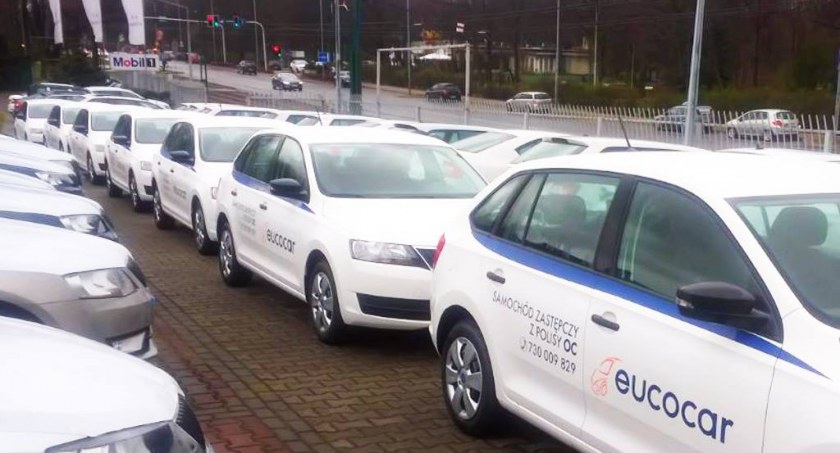 Zdjęcie: Samochody zastępcze spółki EuCOvipcar. Fot. Facebook.com/ EuCOvipcar