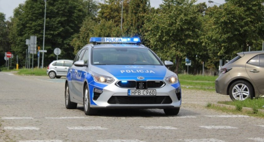 Zdjęcie: radiowóz Fot.: KMP