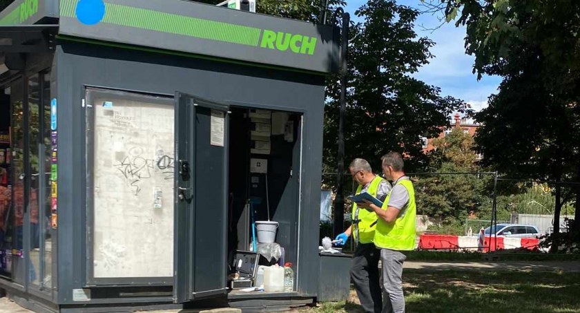 Zdjęcie: kiosk Ruchu w Legnicy Fot.: czytelnik 