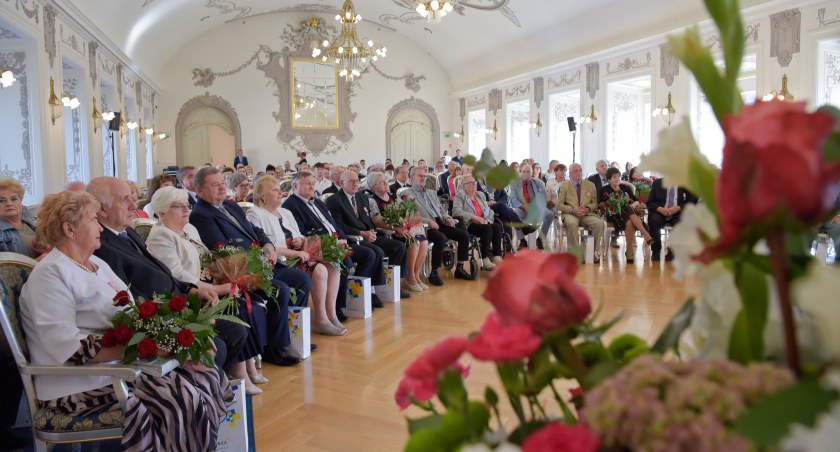 Zdjęcie: uroczystość Złotych Godów w Akademii Rycerskiej Fot.: Aga Jackiewicz