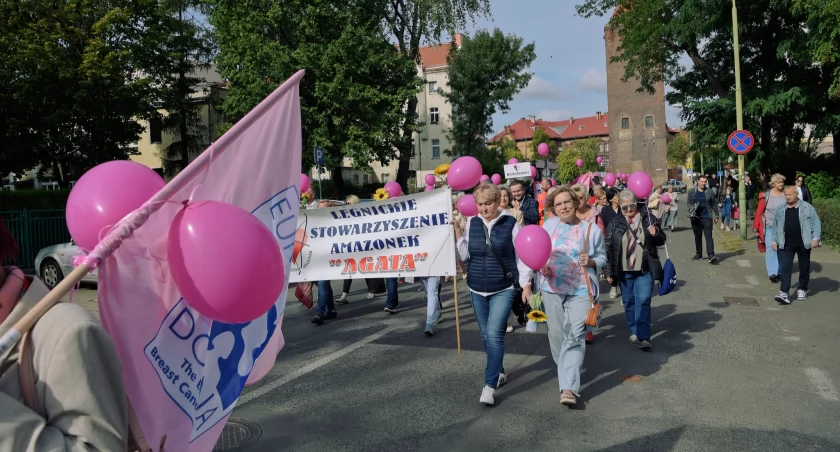 Zdjęcie: marsz ulicami Legnicy Fot.: Aga Jackiewicz