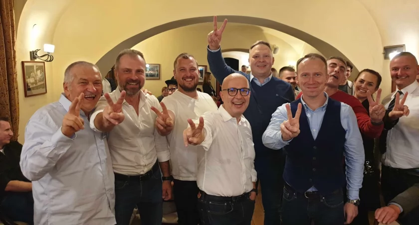 Zdjęcie: Wieczór wyborczy Koalicji Obywatelskiej w Legnicy. Fot. Andrzej Trzeciak
