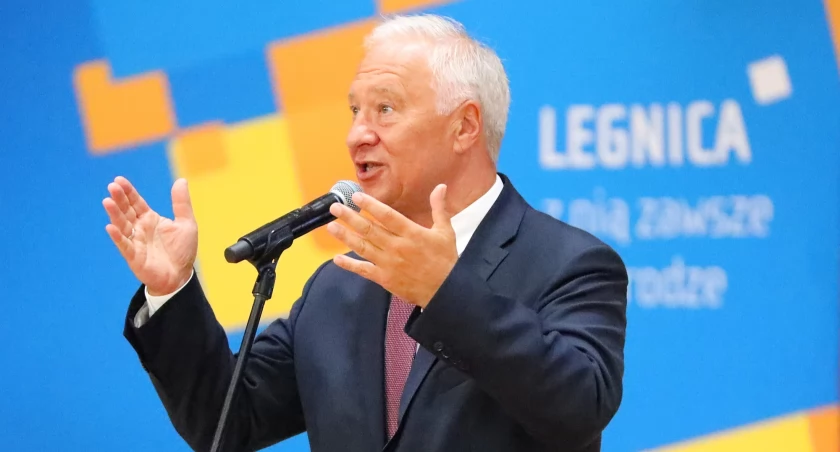 Zdjęcie: Tadeusz Krzakowski, prezydent Legnicy. Fot. Andrzej Trzeciak