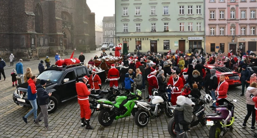 Zdjęcie: Motomikołaje w Chojnowie Fot.: Motomikołaje