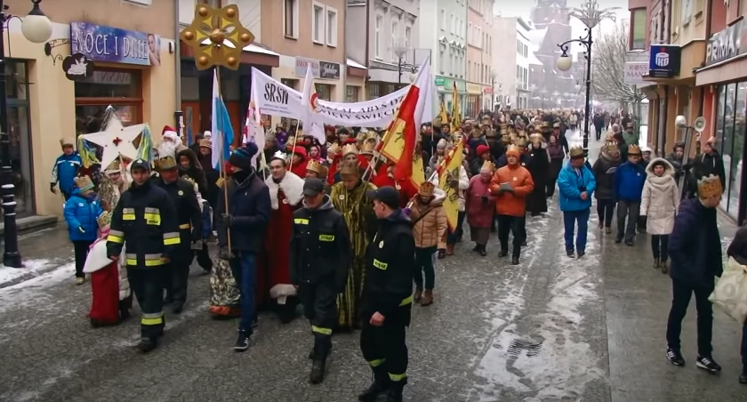 Zdjęcie: Orszak Trzech Króli w Legnicy Fot.: YT Legnica Dami TV