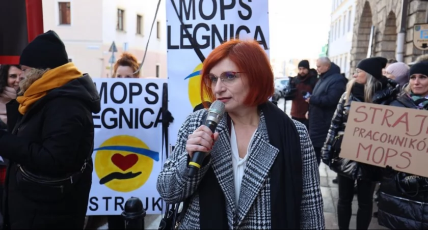 Zdjęcie: Aneta Mazur, przewodnicząca Komisji Międzyzakładowej NSZZ Solidarność przy MOPS w Legnicy. Fot. Andrzej Trzeciak
