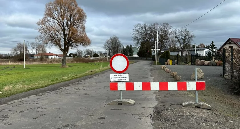 Zdjęcie: remontowana droga Fot.: Gmina Legnickie Pole