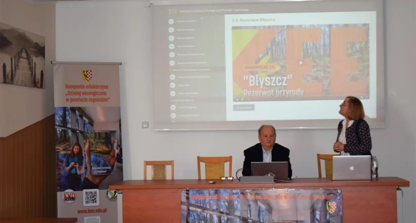Zdjęcie: prezentacja kampanii ekologicznej Fot.: Starostwo Powiatowe