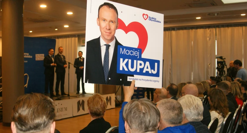 Zdjęcie: Konwencja wyborcza Koalicji Obywatelskiej w Legnicy. Fot. Piotr Kanikowski