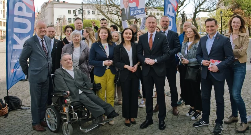 Zdjęcie. Kandydaci Koalicji Obywatelskiej. Fot. Aga Jackiewicz 