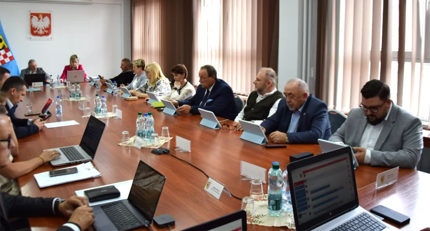 Zdjęcie: II sesja Rady Powiatu Legnickiego Fot.: Starostwo Powiatowe