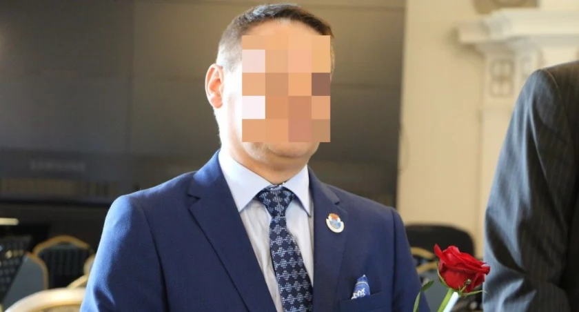 Zdjęcie: Piotr K. w roku 2018, tuż po wręczeniu mu odznaki 