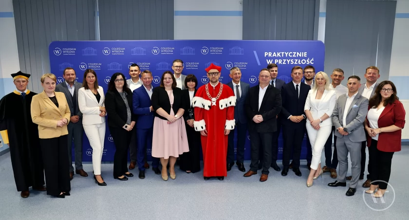 Zdjęcie: absolwenci EMBA Fot.: Collegium Witelona