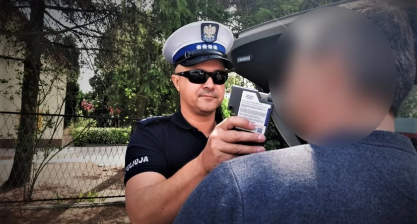 Zdjęcie: zdjęcie ilustracyjne, kontrola trzeźwości  Fot.: KMP