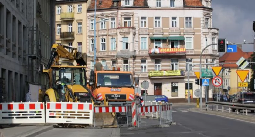 Zdjęcie: prace przy ul. Wrocławskiej Fot.: ZDM