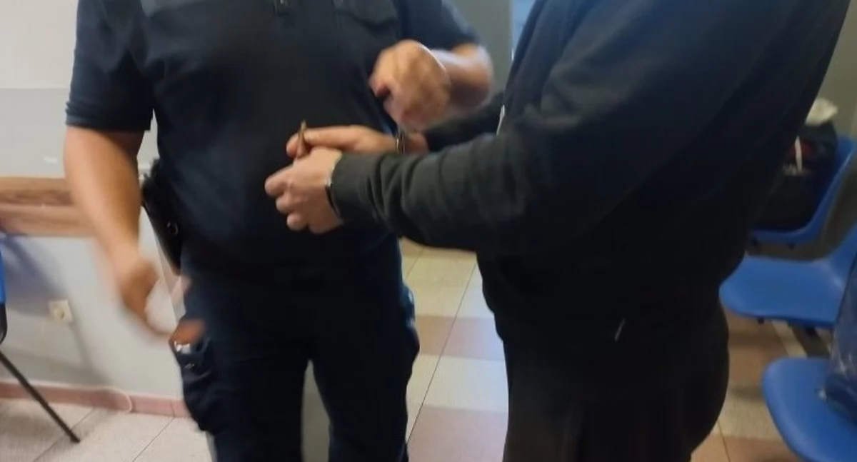 Zdjęcie: Zatrzymany nożownik. Fot. Komenda Miejska Policji w Legnicy.