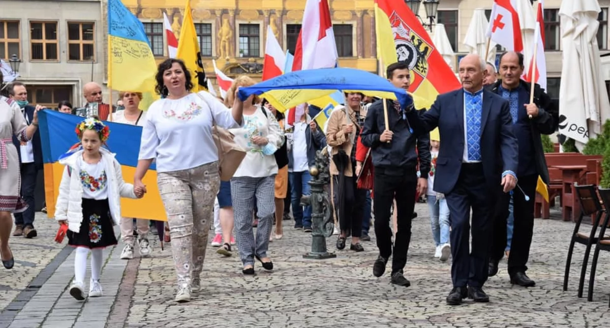 Zdjęcie: manifestacja z okazji Dnia Niepodległości Ukrainy we Wrocławiu Fot.: FB Ambasady Ukrainy w Rzeczypospolitej Polskiej