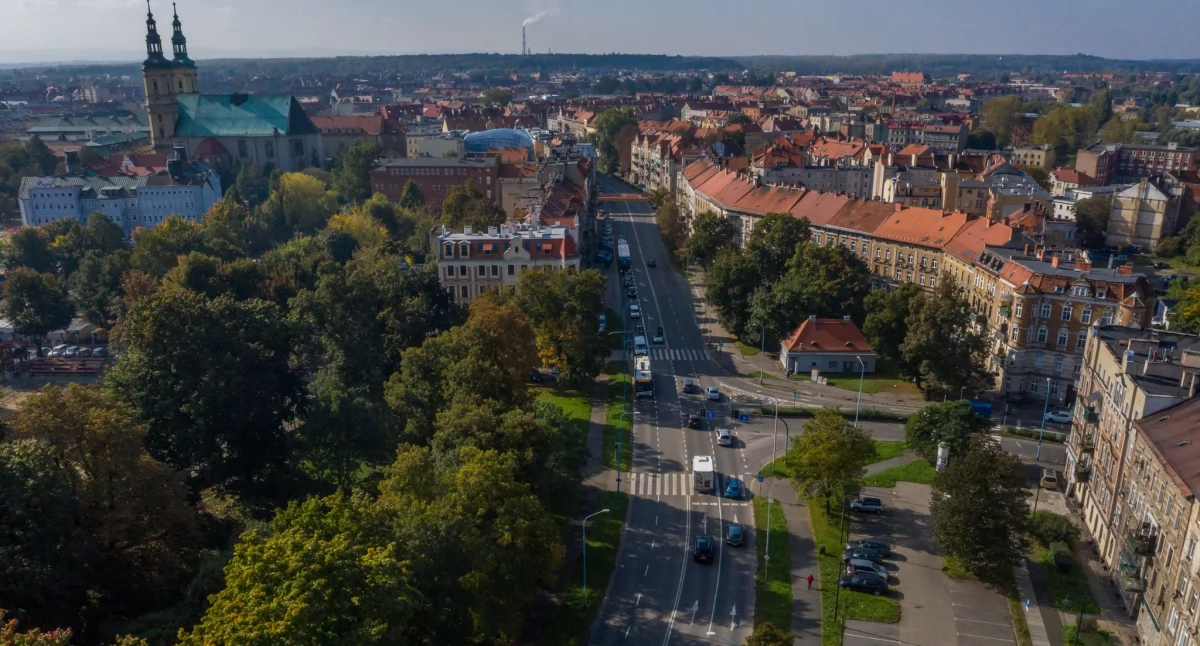 Zdjęcie: Legnica, ul. Piastowska. Fot. Zarząd Dróg Miejskich w Legnicy