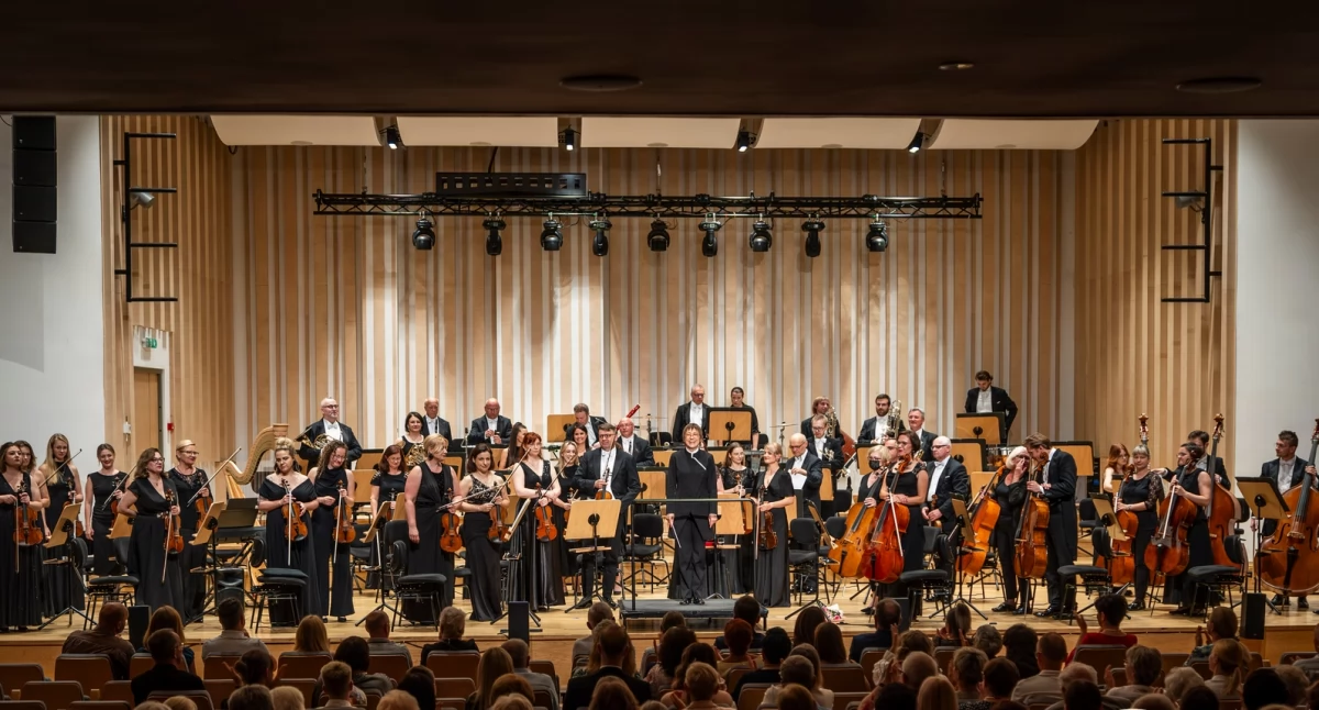 Zdjęcie: Koncert Orkiestry Symfonicznej Filharmonii Sudeckiej w Wałbrzychu. Fot. Filharmonia Sudecka