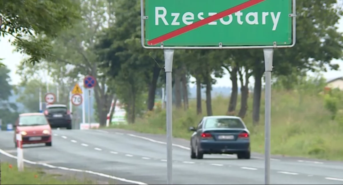 Zdjęcie: Droga w Rzeszotarach.
