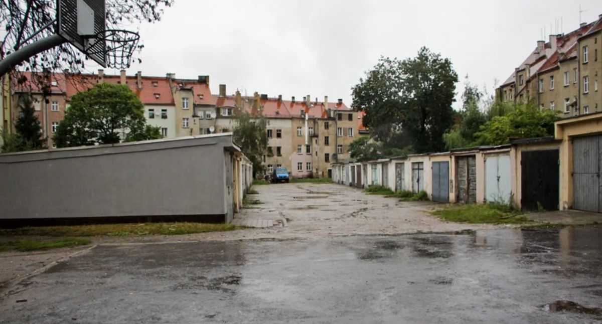 Zdjęcie: podwórko Fot.: UM Legnica