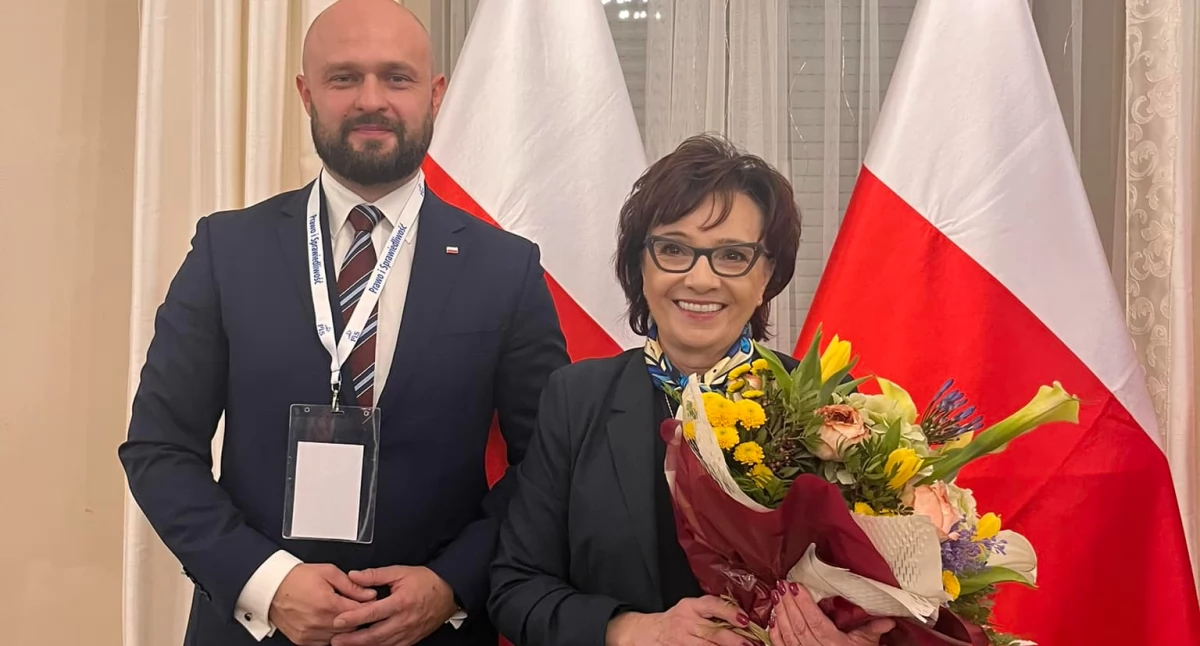 Zdjęcie: Szymon Pogoda i Elżbieta Witek. Fot. Facebook/ Roman Rozmysłowski