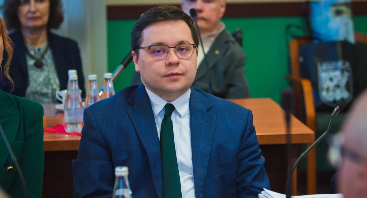 Zdjęcie: Rafał Rajczakowski, legnicki radny Prawa i Sprawiedliwości. Fot. Aga Jackiewicz
