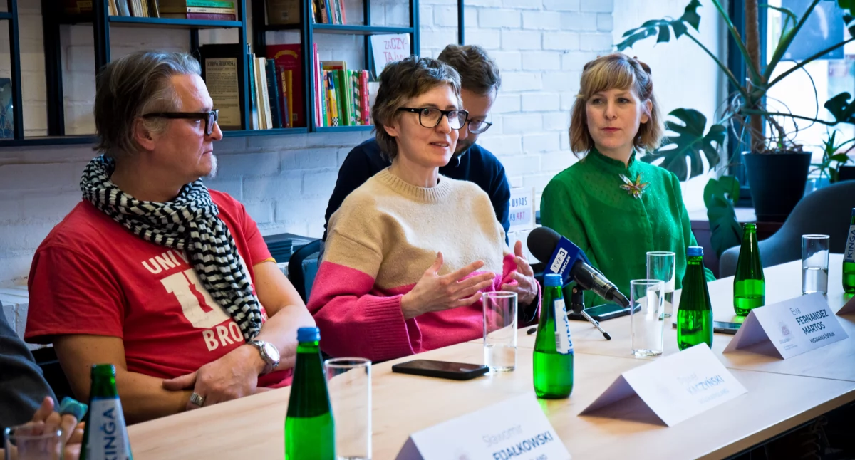Zdjęcie: członkowie jury podczas konferencji Fot.: Aga Jackiewicz
