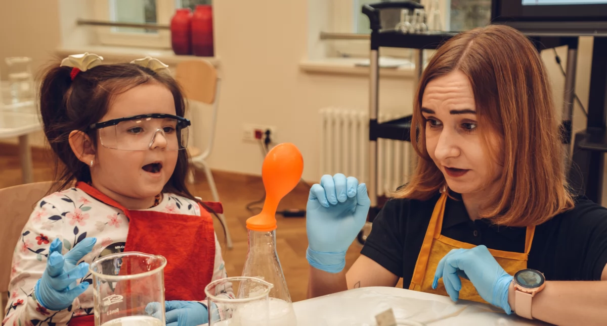 Zdjęcie: Zajęcia w Laboratorium TAURONA w Centrum Nauki, Kultury i Edukacji Witelona. Fot. Centrum Witelona