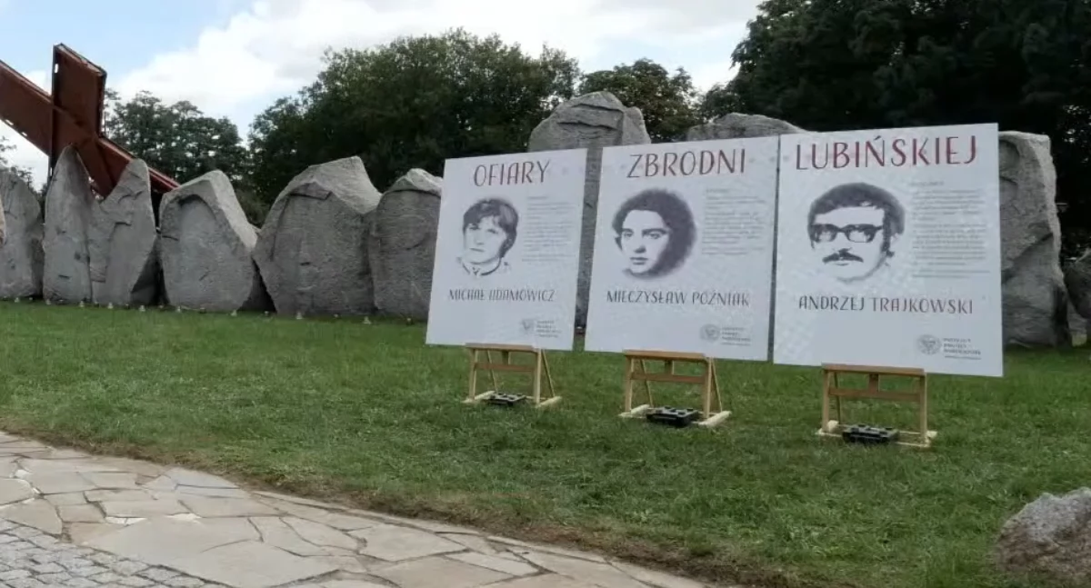 Zdjęcie: Pomnik upamiętniający ofiary zbrodni lubińskiej w Lubinie. Fot. IPN