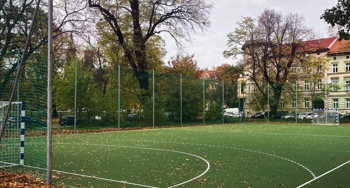 Zdjęcie: Legnica, boisko Fot.: Aga Jackiewicz