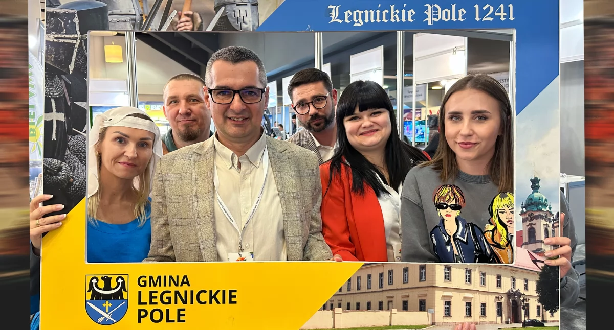 Zdjęcie: stoisko Gminy Legnickie Pole Fot.: GOKiS Legnickie Pole