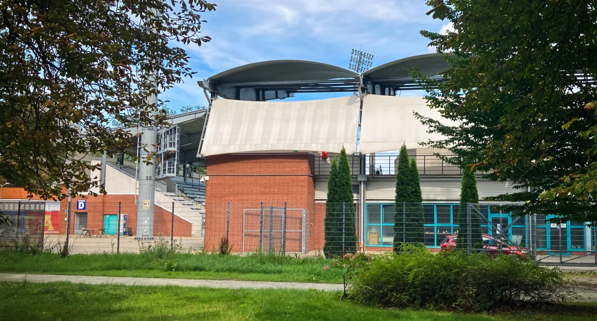 Zdjęcie: Legnica, stadion w Parku Miejskim  Fot.: Aga Jackiewicz