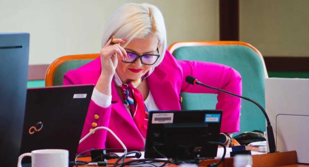 Zdjęcie: Radna Joanna Śliwińska-Łokaj, wiceprzewodnicząca Rady Miejskiej Legnicy. fot. Aga Jackiewicz